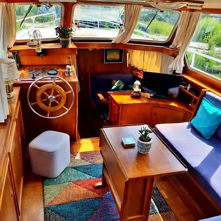 Motor Yacht Amstelle * Amsterdam