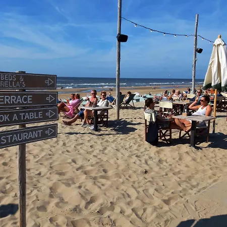 Motor Yacht Amstelle 船上ホテル *