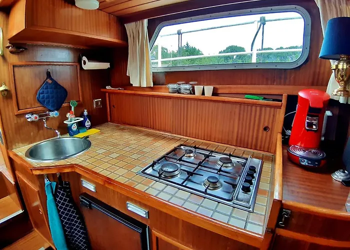 Motor Yacht Amstelle