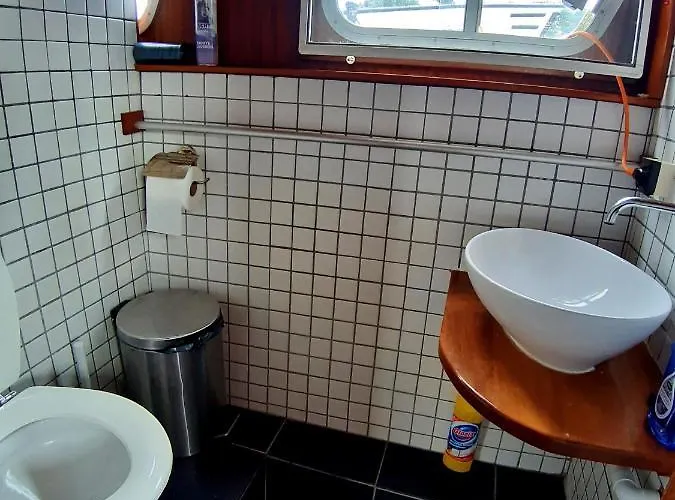 보트호텔 Motor Yacht Amstelle *