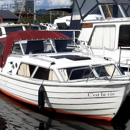 Motor Yacht Amstelle *